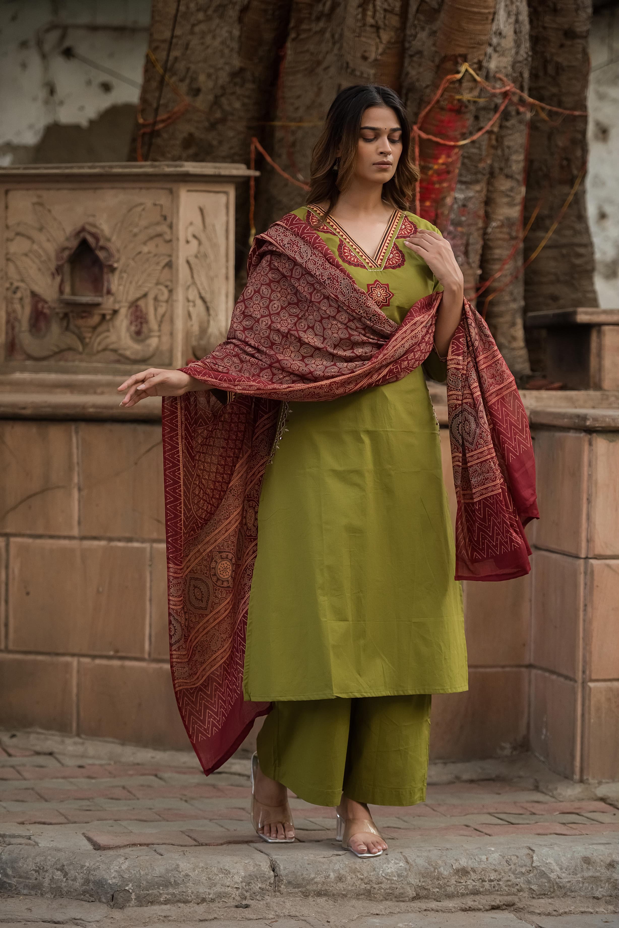 Cotton Straight Suit with Mirror & Thread Work