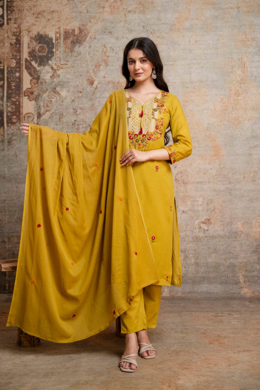 Printed Cotton Straight Suit with Thread Work
